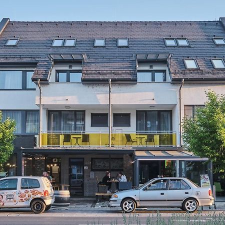 Apartman Rubin Шарвар Экстерьер фото
